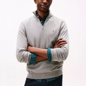 Tommy Hilfiger Heather Gray classic Half-Zip Sweater - size Small
